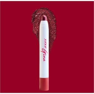 Xoxo Gina Revitalizing Lip Crayon in Fierce and Fabulous shade.New in packaging